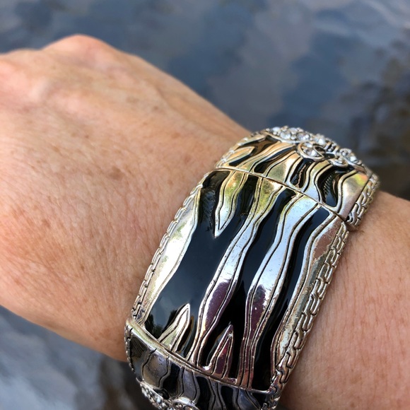 Bracelet Silver-Tone Black Zebra Enamel Rhinestone - Picture 4 of 4